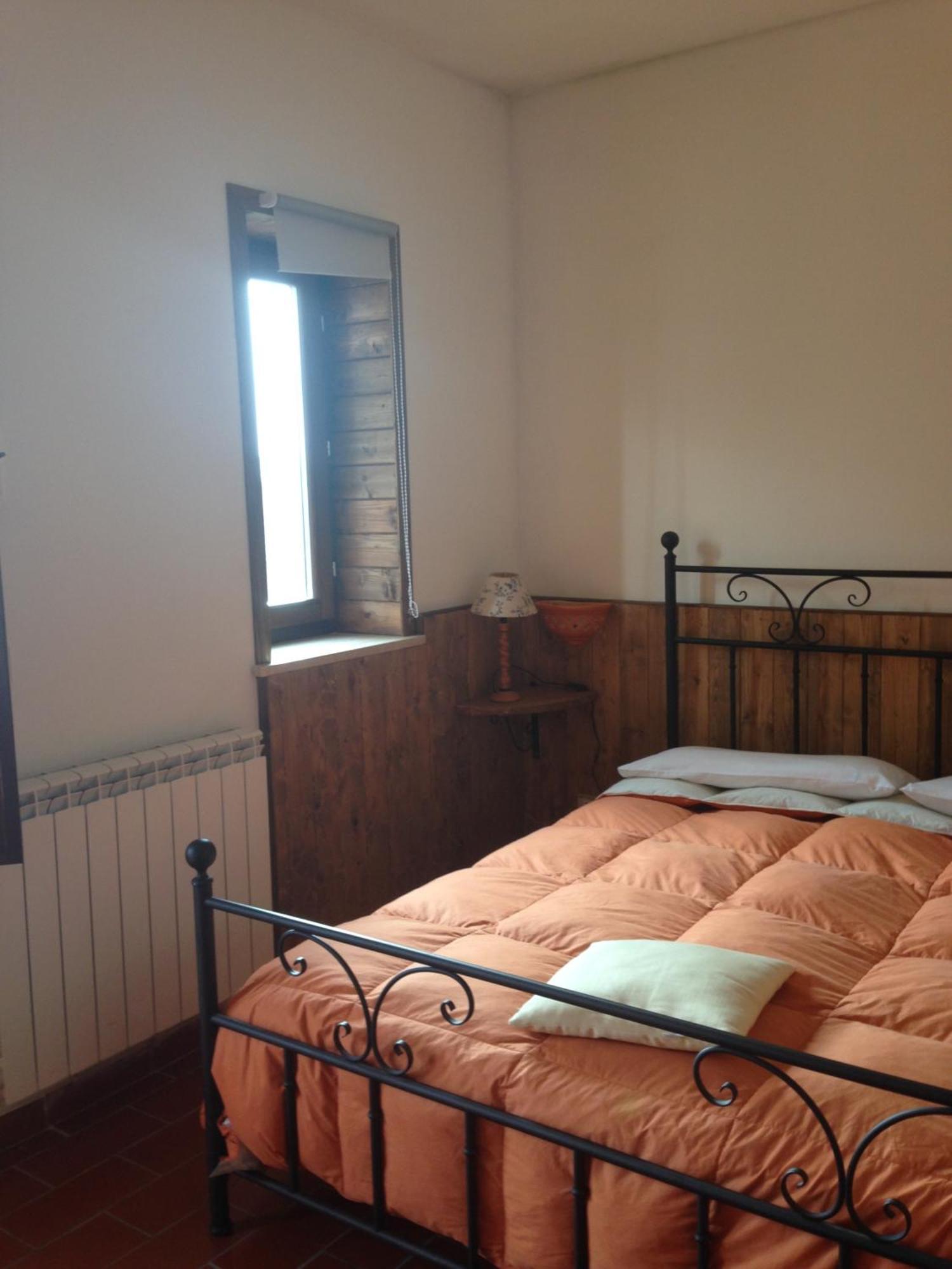 Agriturismo Gelso Castellana Sicula Luaran gambar
